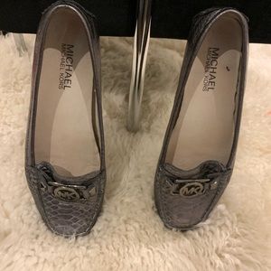 Moccasins are in again!